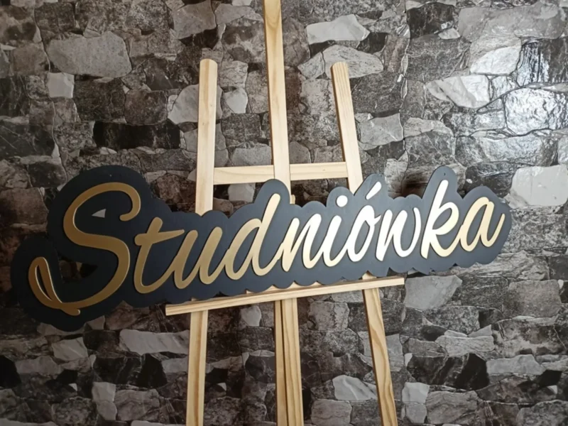 DUŻY NAPIS NA ŚCIANKĘ "Studniówka" CZARNO-ZŁOTY - DEKORACJA ŚCIANKI BALONOWEJ, DEKORACJE NA STUDNIÓWKĘ - M298