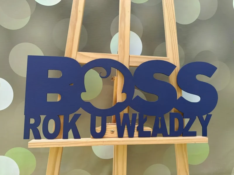 NAPIS NA ROCZEK W STYLU BABY BOSS "BOSS ROK U WŁADZY" + IMIĘ 60 cm - DEKORACJE NA ROCZEK, DO SESJI FOTO, NAPIS NA ŚCIANKĘ BALONOWĄ - M406