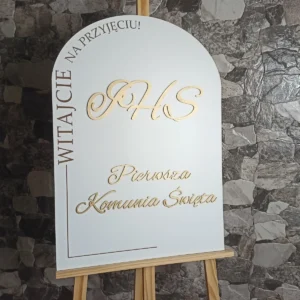 DUŻA TABLICA KOMUNIJNA POWITALNA Z IMIENIEM 70x50 cm ZŁOTE NAPISY PIERWSZA KOMUNIA ŚWIĘTA DEKORACJA SALI – M419